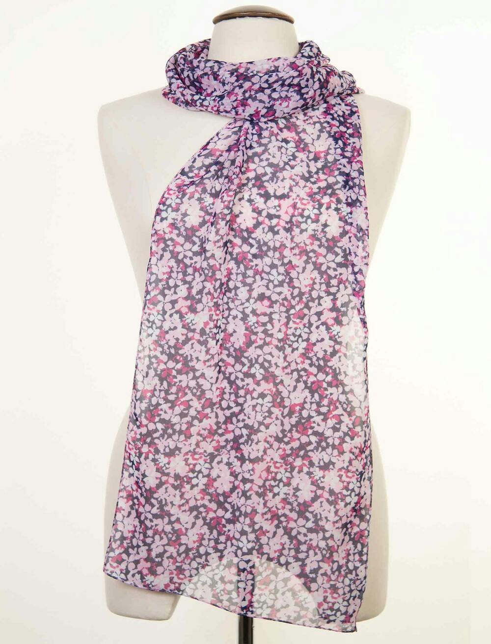 Honor millburn print scarf light cream ewm ewm