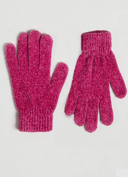 Raspberry Chenille Gloves | EWM