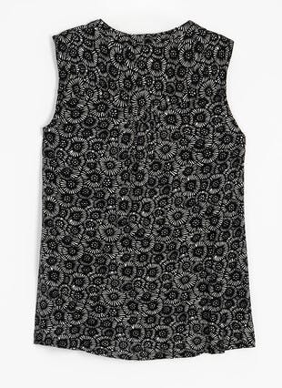 Notch Neck Sleeveless Blouse