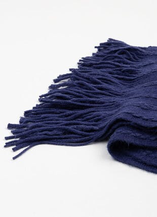 Soft-Touch Cable Knit Scarf