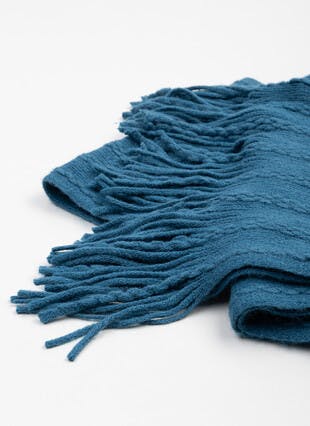 Soft-Touch Cable Knit Scarf