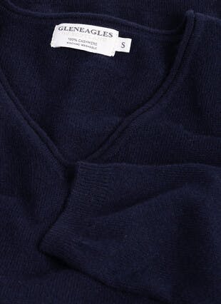 Pure Cashmere Classic V Neck Jumper