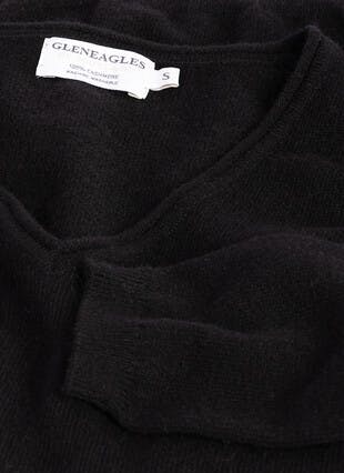 Pure Cashmere Classic V Neck Jumper