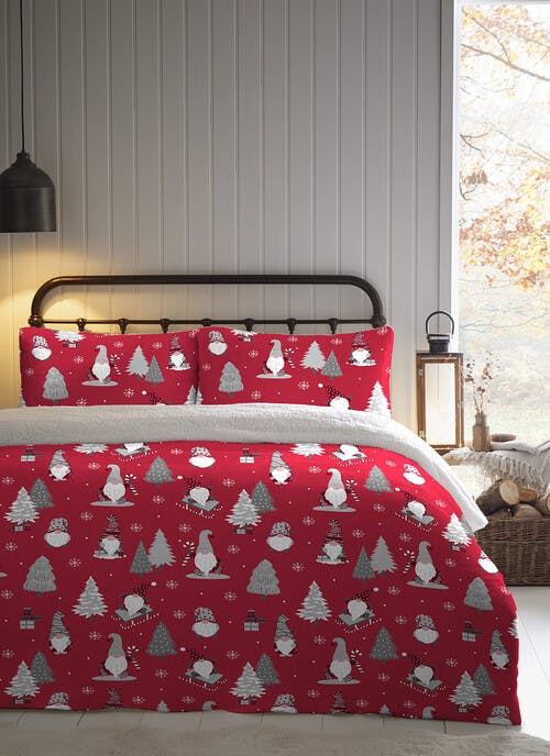 Elvin Gonks Print Fleece Red Duvet Set