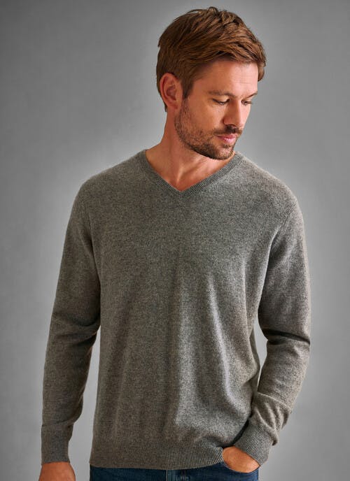 Pure Cashmere V Neck Jumper