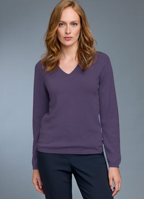 Pure Cashmere Classic V Neck Jumper