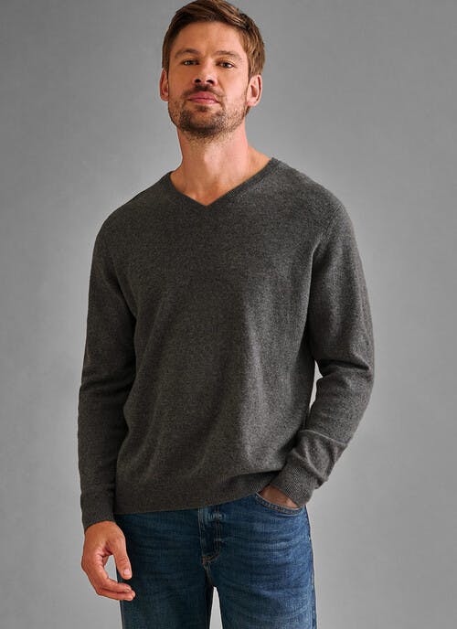 Pure Cashmere V Neck Jumper