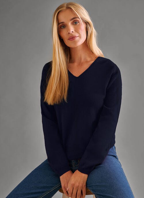 Pure Cashmere Classic V Neck Jumper