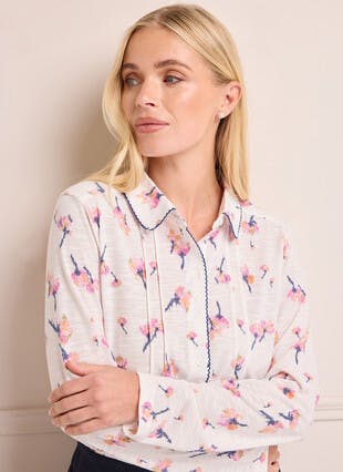 Picot Trim Jersey Print Blouse