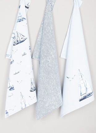 Sailing Boats Printed Cotton 3-Pack Tea Towels