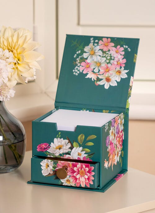 Radiance Memo Cube