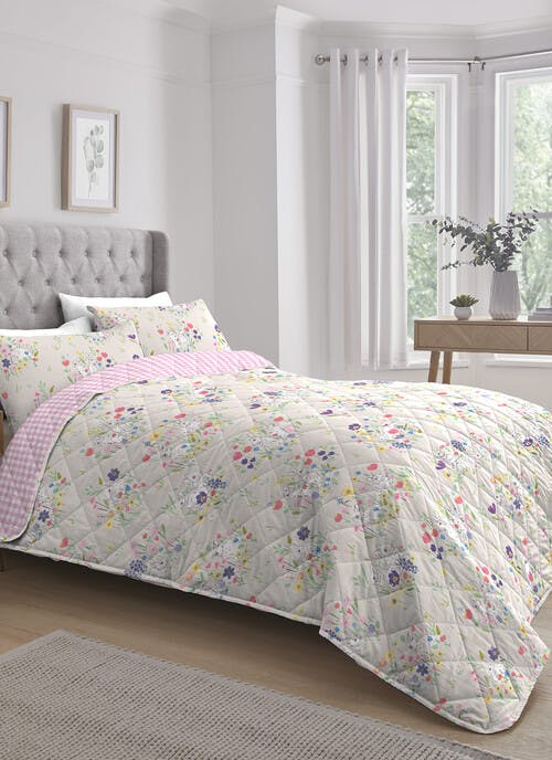 Jessie Rabbit Print Easy Care Pink Quilted Bedspread