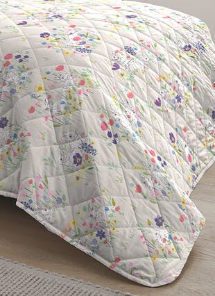 Jessie Rabbit Print Easy Care Pink Quilted Bedspread