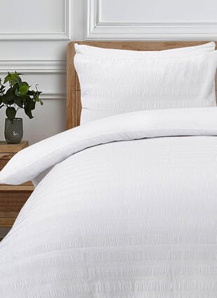 Satin Seersucker White Duvet Set