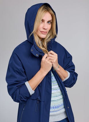 Lightweight Hooded Showerproof Jacket