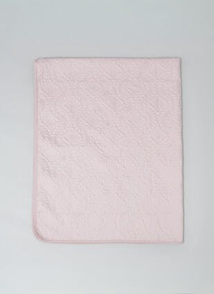 Damask Quilted Pinsonic Pink Throw