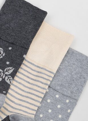 3pk Cotton Rich Comfort Top Socks