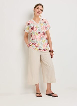 Lace Trim V Neck Printed T-Shirt