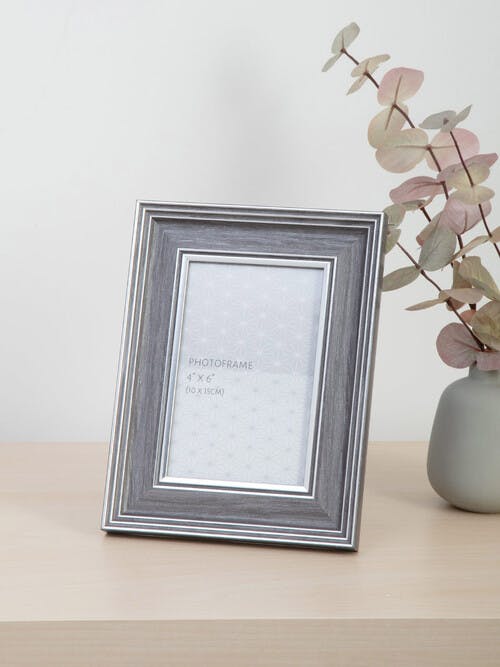 Grey Wood Photo Frame 6x4"