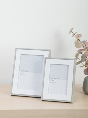 Grey Mount Photo Frame 7x5"