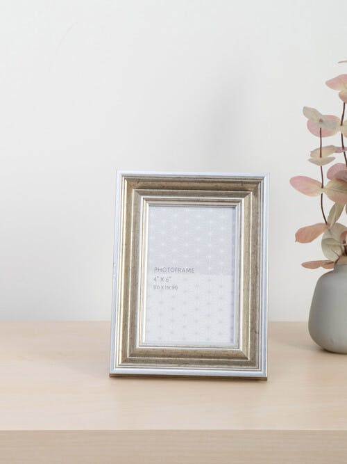 Burnished Silver Photo Frame 6x4"