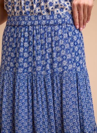 Ditsy Daisy Print Tiered Midi Skirt