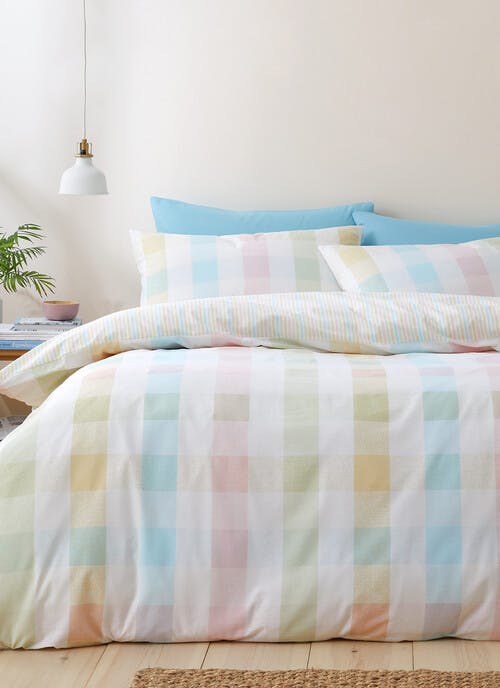 Catherine Lansfield Spring Check Pastel Duvet Set