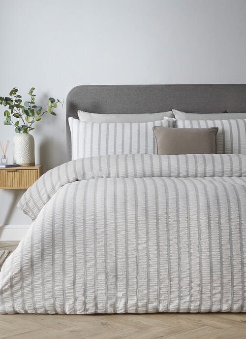 Catherine Lansfield So Soft Seersucker Stripe Grey Duvet Set