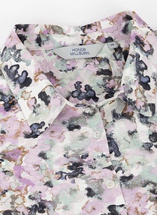 Printed Round Collar Crinkle Blouse