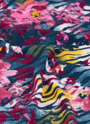 Warm Handle Printed Jersey Top