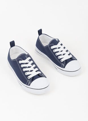 Lace up Canvas Trainer