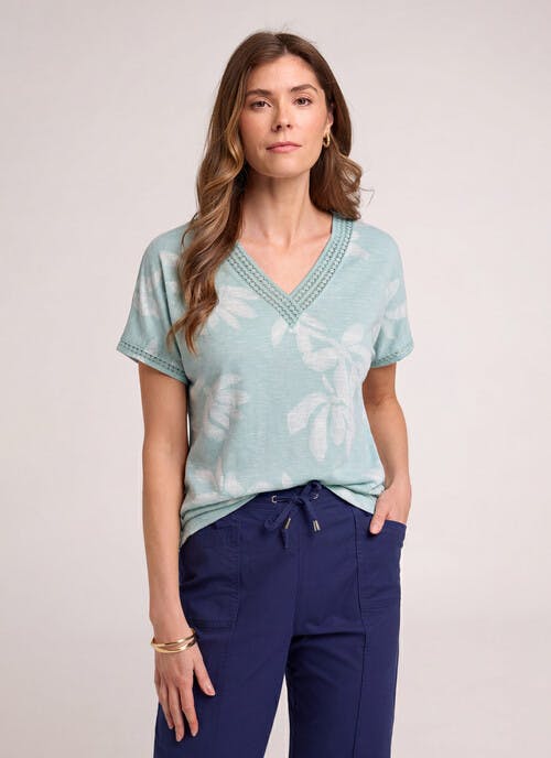 Lace Trim V Neck Printed T-Shirt