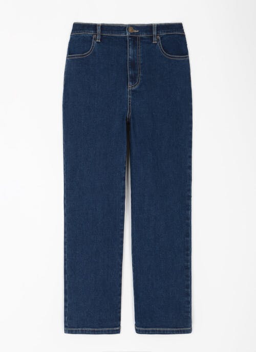 Ultimate Comfort Straight Leg Jeans