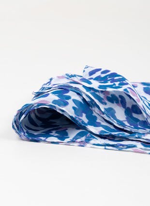 Lightweight Leaf Print Scarf