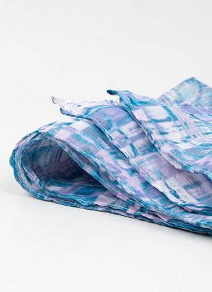 Lightweight Check Print Scarf