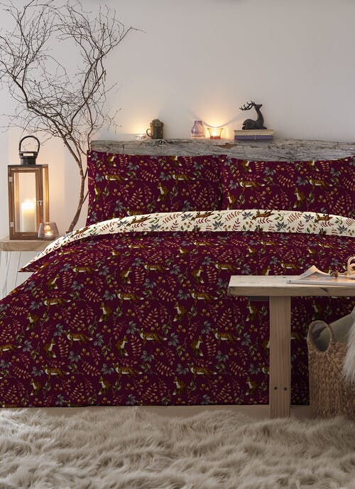 Fallon Fox Print Easy Care Plum Duvet Set