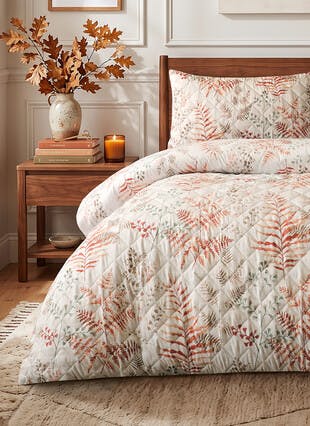 Autumn Leaf Print Quilted Soft Touch Rust Duvet Set