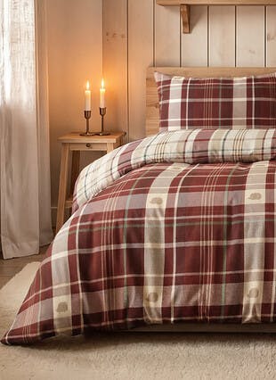 Arden Hedgehog Check Print Brushed Wine Duvet Set