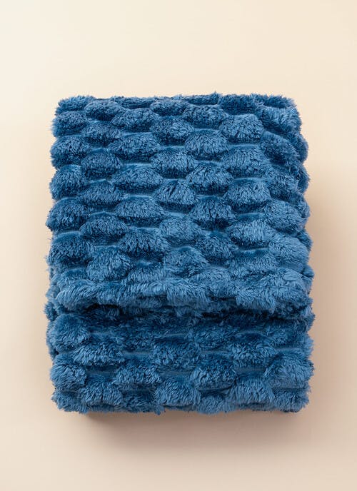 Chunky Honeycomb Teal Fleece Throw