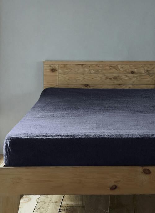 Teddy Fleece Navy Fitted Sheet